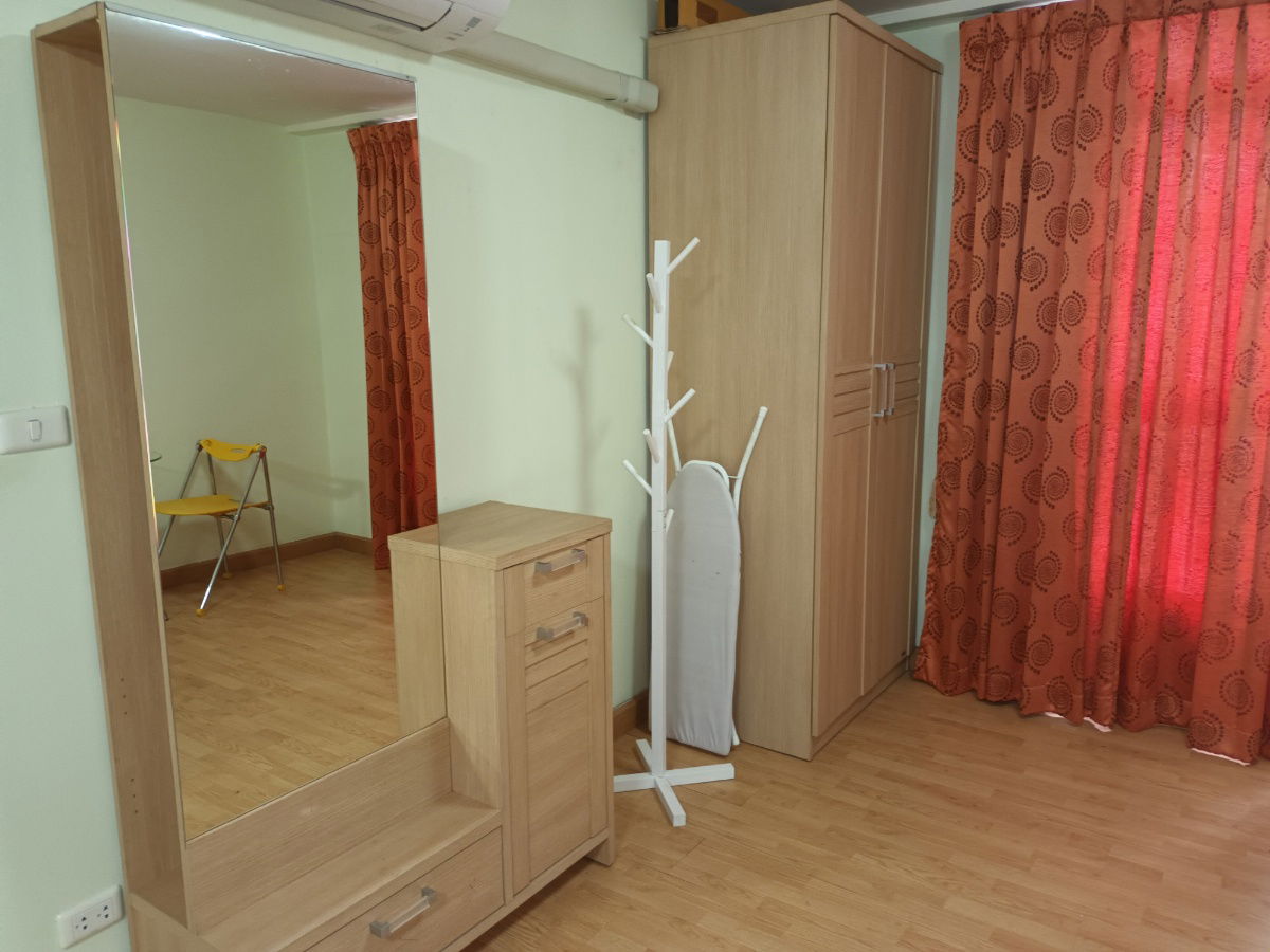 picture Condo for Rent Near BTS Onnnut 400 M. - 11/24