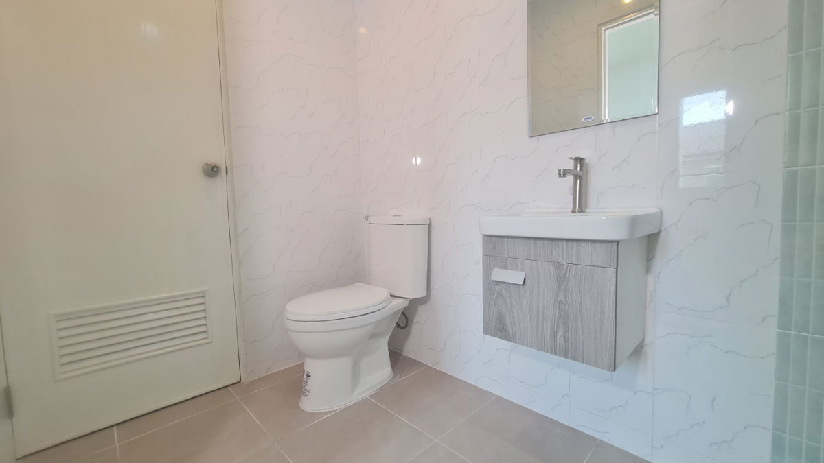 รูป S338 🏡 ขายทาวน์เฮาส์ 2 ชั้น หมู่บ้านเดอะฟอร์จูน สุวรรณภูมิ ราคาขายเพียง 2,350,000 บาท พรีโอน - รูปที่ 16/22
