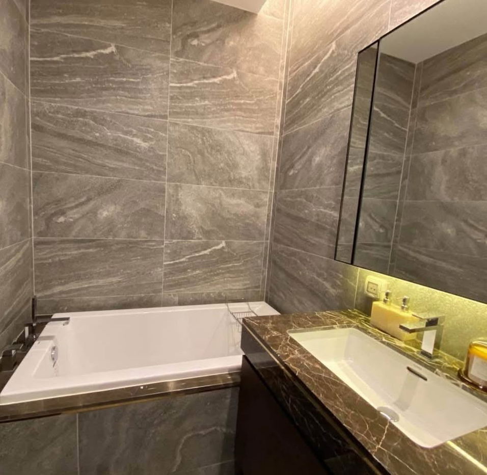 picture The Esse Sukhumvit 36 (BTS Thonglor) - 3/3