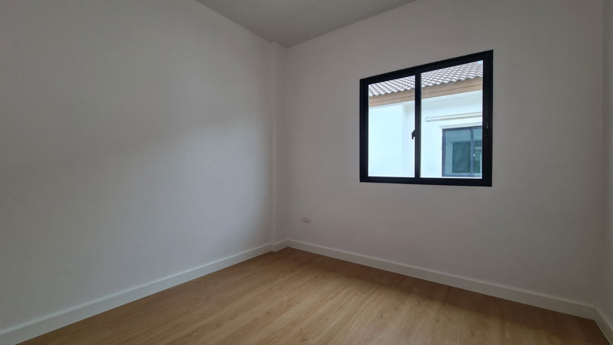 รูป S338 🏡 ขายทาวน์เฮาส์ 2 ชั้น หมู่บ้านเดอะฟอร์จูน สุวรรณภูมิ ราคาขายเพียง 2,350,000 บาท พรีโอน - รูปที่ 21/22