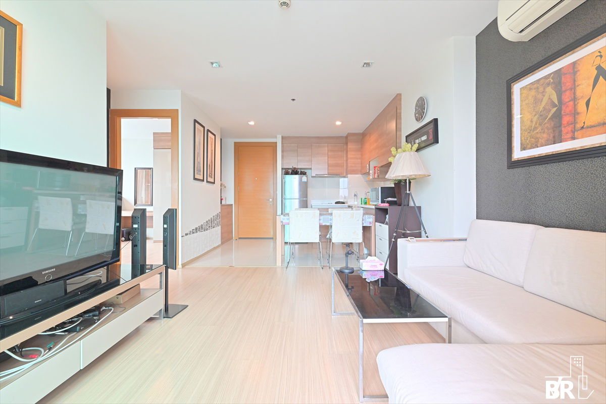 picture RHYTHM Ratchada-Huaikhwang ⭐ Stylish & Affordable Price near MRT Huai Khwang - 2/12