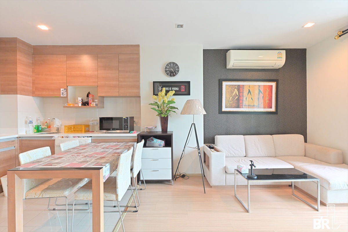 picture RHYTHM Ratchada-Huaikhwang ⭐ Stylish & Affordable Price near MRT Huai Khwang - 9/12
