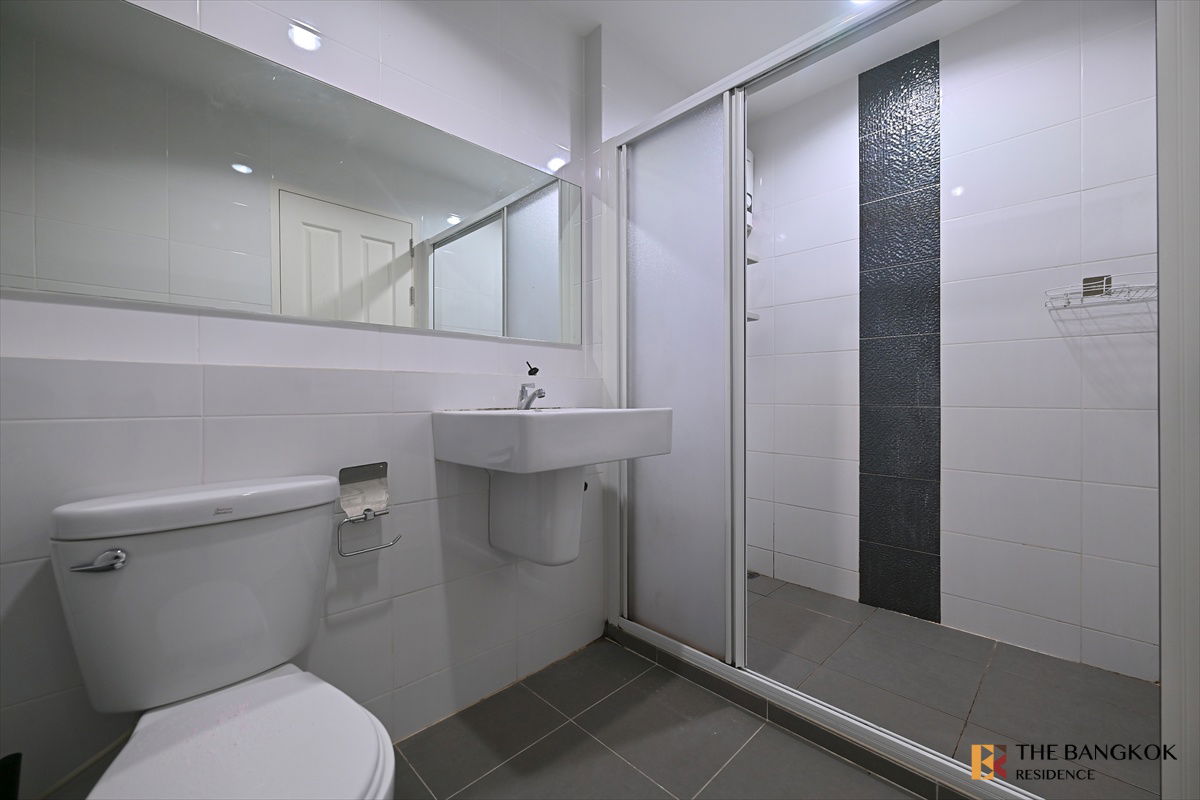 picture Don’t Miss Out! 💥 Aspire Rama 9 💫 Beautiful Unit at a Great PriceJust Steps from MRT Rama 9 - 14/15