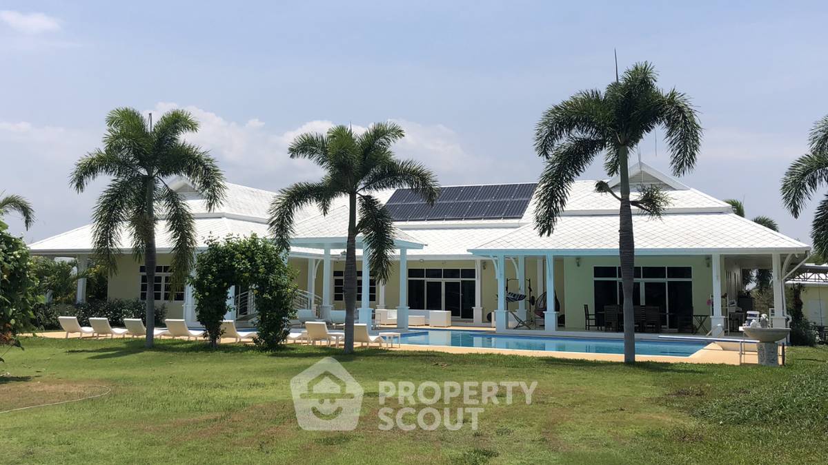 รูป วิลล่า 5-ห้องนอน ใน วังก์พง (ID 1445509) - รูปที่ 1/12