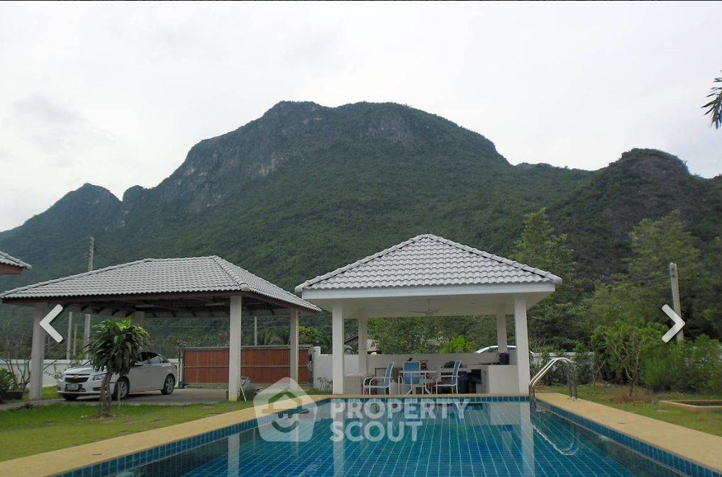 รูป วิลล่า 3-ห้องนอน ใน สามร้อยยอด (ID 1847678) - รูปที่ 6/7