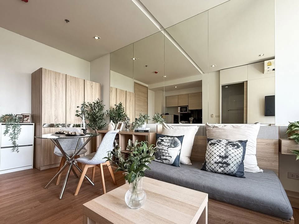 picture Condo for Rent at Park 24 (E6808009) - 2/9