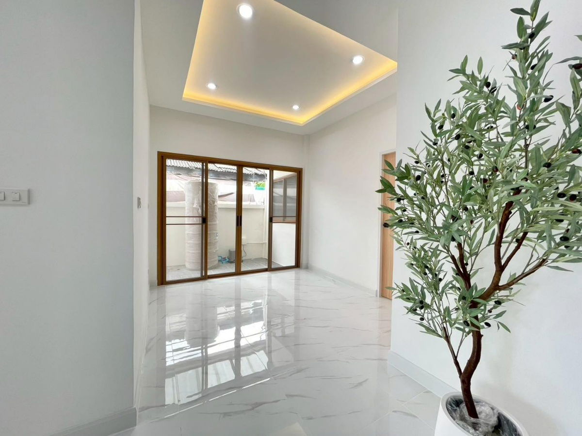 รูป ขายบ้านเดี่ยวชั้นเดียว - ตกแต่งใหม่พร้อมอยู่ หมู่บ้านทหารกองหนุน รามอินทรา 109 พระยาสุเรนทร์ 28 ขนาด 41 ตารางวา 3 ห้องนอน 2 ห้องน้ำ - รูปที่ 5/25