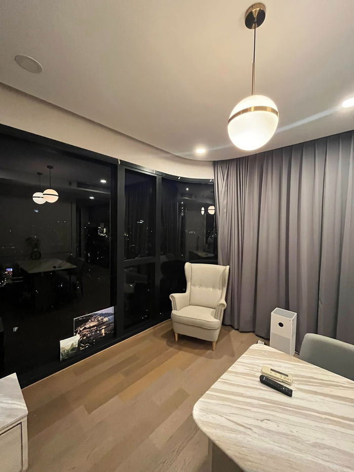รูป Ashton Chula Silom【𝐑𝐄𝐍𝐓】🔥 เท่ หรู ดูโปรทุกมุม ห้องพร้อมฟังก์ชันแบบชีวิตเมืองระดับมืออาชีพ 🔥  ติดต่อไลน์ไอดี: @hacondo - รูปที่ 4/10