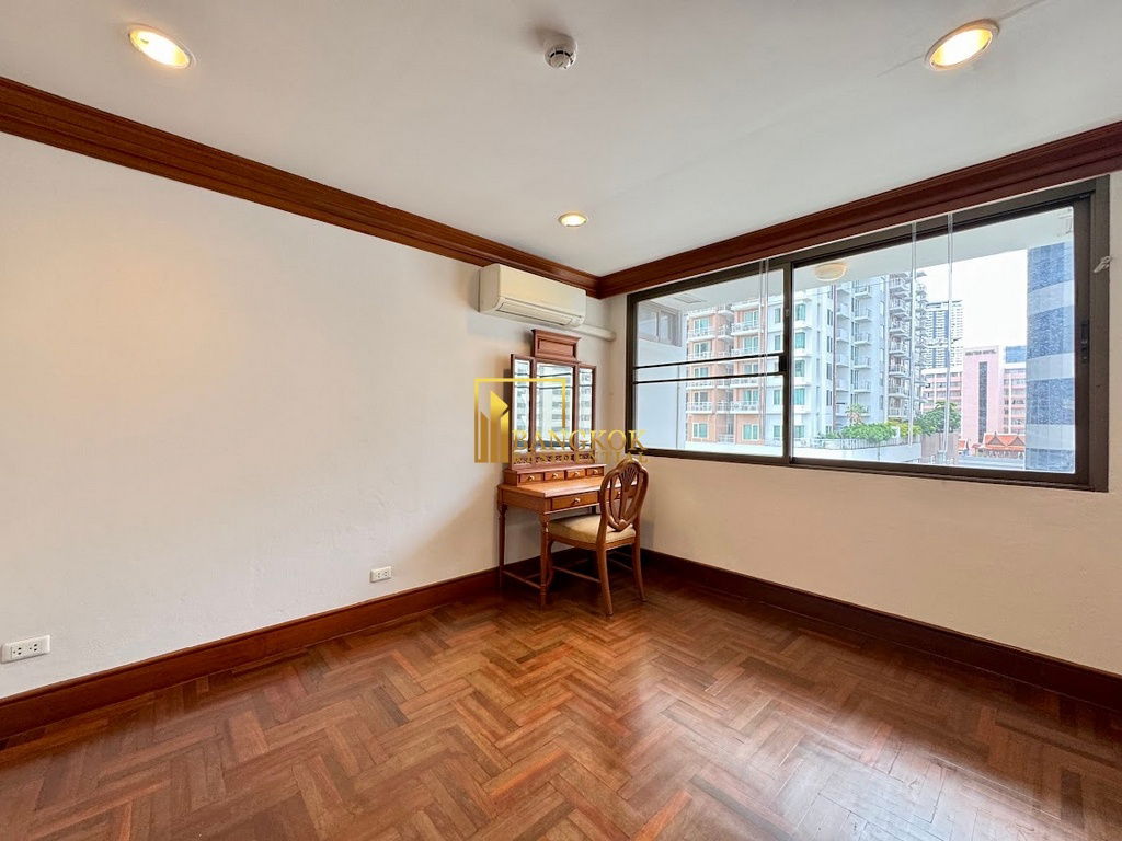 picture Large 4 Bedroom Duplex Apartment in Phrom Phong - BR21290AP - 27/55