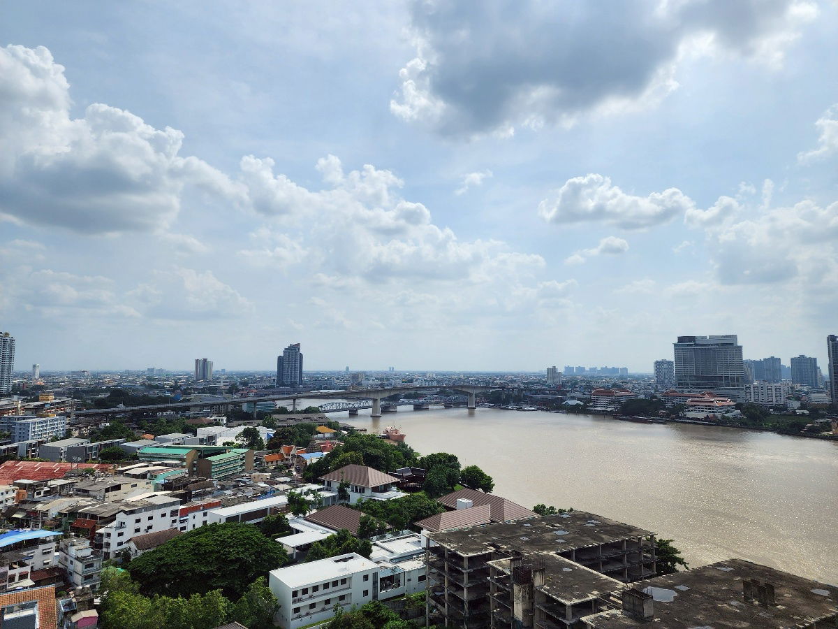 picture Rent : Renovated, elegant and spacious condo, Bangkok riverside. 2 Beds, 2 baths w/bathtub, 2 balconies. - 10/11