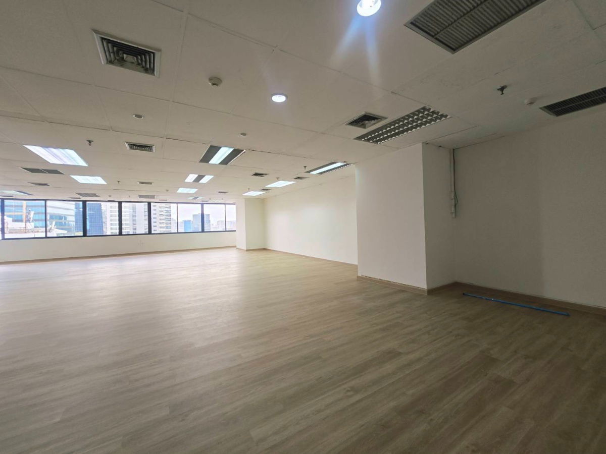 รูป 🏢 ขายพื้นที่สำนักงาน Rare Item วิว One Bangkok วิวเมืองที่สุดในย่านนี้– ลุมพินี ทาวเวอร์ ใจกลางพระราม 4 💰 ราคาขายเพียง 89,000 บาท/ตร.ม. - รูปที่ 7/7