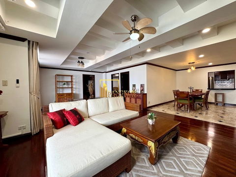 Acadamia Grand Tower | Charm 3 Bedroom Condo in Phrom Phong - BR60267CD 