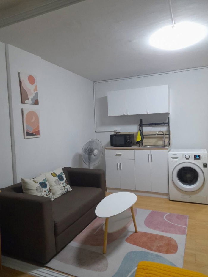 รูป ให้เช่า 𝗖𝗶𝘁𝘆 𝗩𝗶𝗹𝗹𝗮 ลาดพร้าว 𝟭𝟯𝟬 🏡 เฟอร์ครบ มีเครื่องซักผ้า พร้อมอยู่ (ราคาคุยได้)‼️#ตอบแชทไว 🔥🔥รหัส M1347 - รูปที่ 4/8