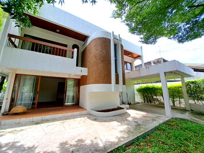 Houses for rent Anya Thani Industrial Estate (Gemopolis) : 💥CP-8408💥2-storey detached house for rent, Muang Thong Village 2/2, Phatthanakan Road 61 👉 Add Line @rangrak