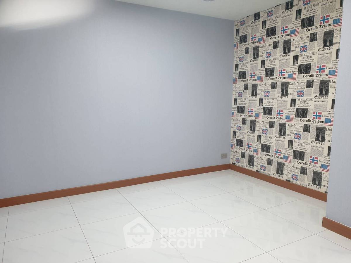 picture 2-BR Condo at D.S. Tower 2 Sukhumvit 39 Condominium near MRT Sukhumvit (ID 882560) - 2/17