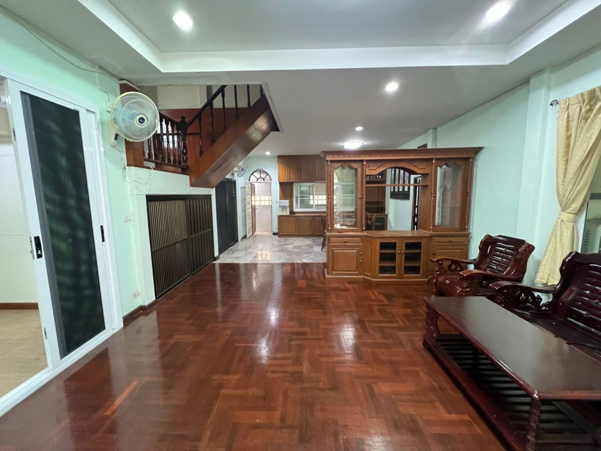 รูป ให้เช่า บ้านเดี่ยว 2 ชั้น 67 ตรว. อยู่ ลาดพร้าว93 ทะลุลาดพร้าว101 - รูปที่ 41/66