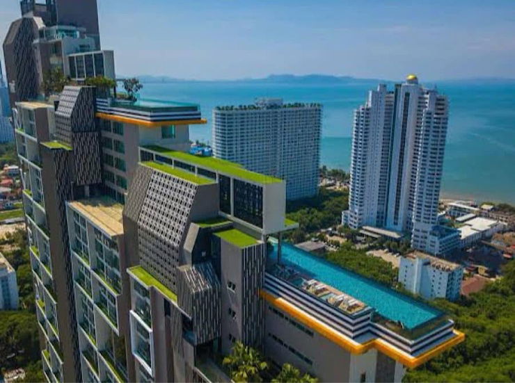picture A luxury condominium near the beach, located in the heart of Jomtien’s most popular residential area. Convenient access, great atmosphere perfect  - 10/16
