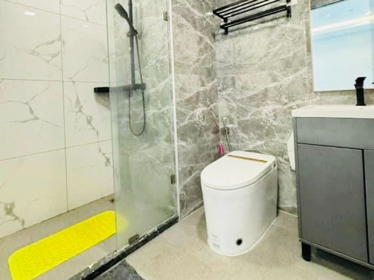 picture Why buy this unit? Quiet, private, good atmosphere, views both day and night. - 5/20