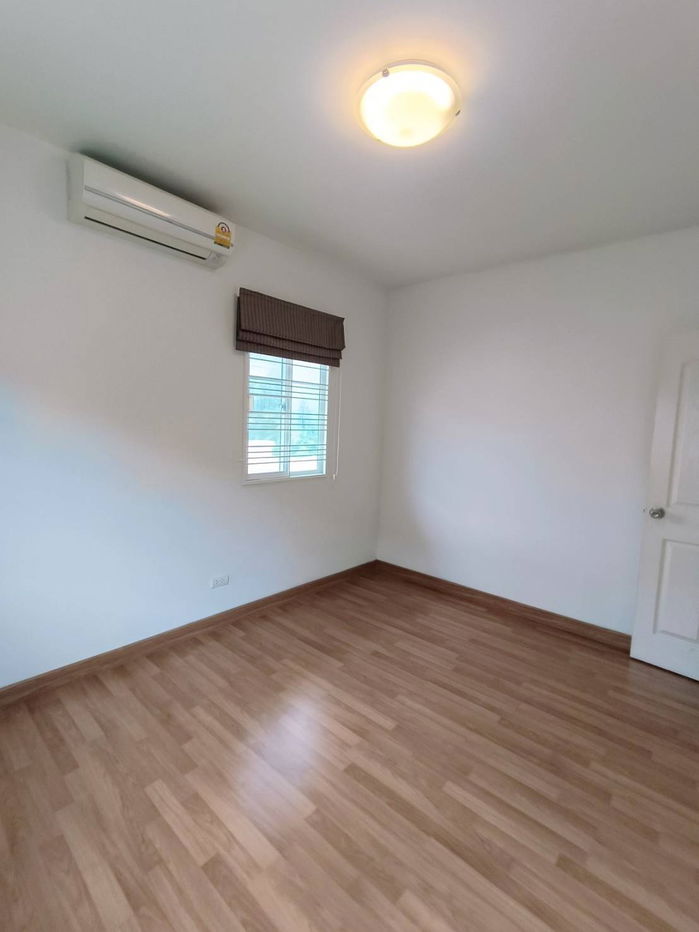 รูป บ้านเดี่ยวสวย ทำเลดี ภัสสร ปทุมธานี 345 หน้าบ้านไม่ชนกับใคร - รูปที่ 8/10