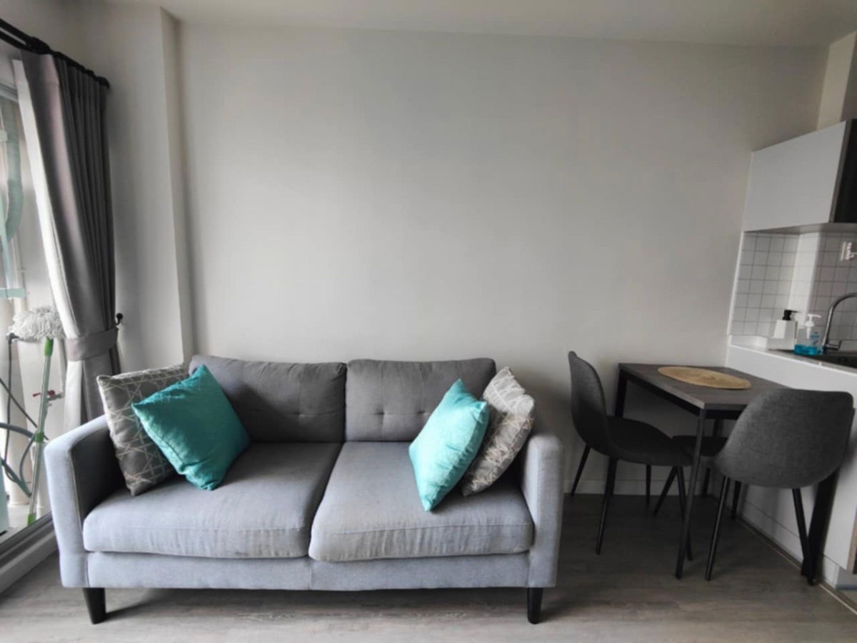 picture ✅ D Condo Rin, pool view, 33 sq m, 12,000 baht, available 12/8/2025☎️064-792-4426 (Ben - 10/13