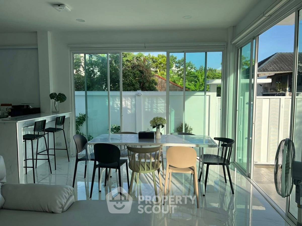 รูป บ้าน 5-ห้องนอน ใกล้ ท่าอากาศยานสุวรรณภูมิ (ID 2231129) - รูปที่ 20/22