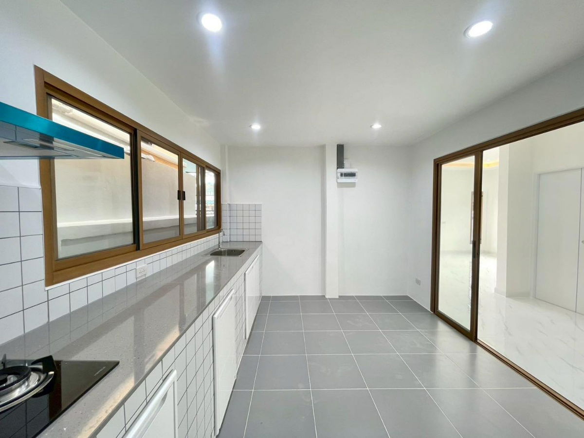 รูป ขายบ้านเดี่ยวชั้นเดียว - ตกแต่งใหม่พร้อมอยู่ หมู่บ้านทหารกองหนุน รามอินทรา 109 พระยาสุเรนทร์ 28 ขนาด 41 ตารางวา 3 ห้องนอน 2 ห้องน้ำ - รูปที่ 6/25