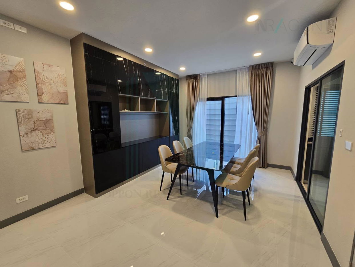รูป ขายบ้านเดี่ยว โครงการ เดอะ ซิตี้ บางนา 2 ชั้น 4 ห้องนอน 5 ห้องน้ำ - รูปที่ 3/8