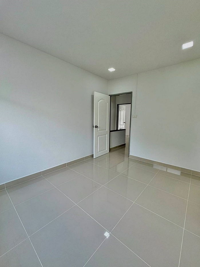 รูป บ้านสวย ทำเลดี  #หมู่บ้านจิตรณรงค์ การ์เด้นท์เฮ้าส์  บางกร่าง  เมืองนนทบุรี  เข้าซอยเพียง 100 เมตร - รูปที่ 19/20