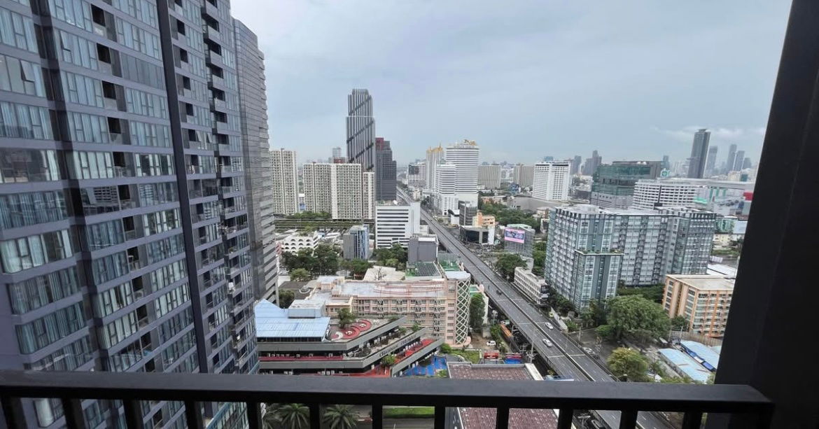 picture #S4202 For Rent Nue District R9 - 11/12