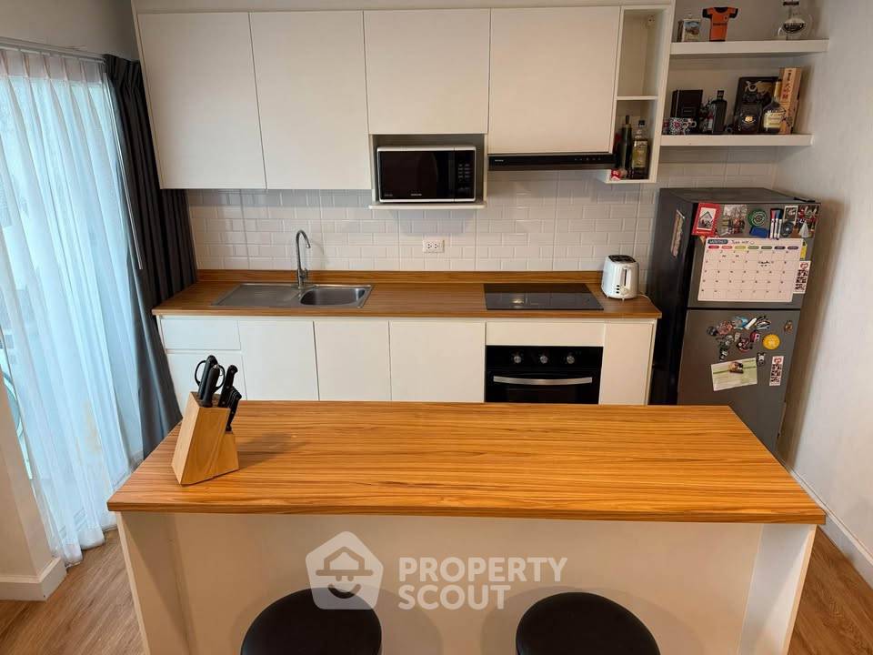 picture 2-BR Condo at The Niche Taksin near BTS Wongwian Yai (ID 2231301) - 2/11