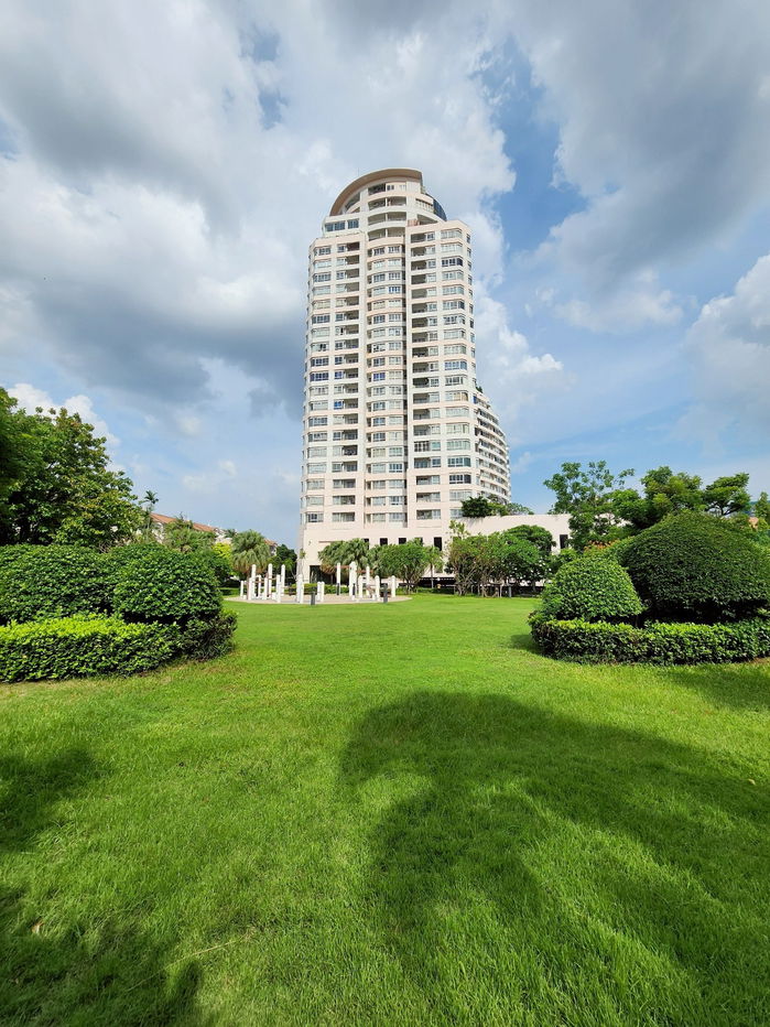 picture Rent : Renovated, elegant and spacious condo, Bangkok riverside. 2 Beds, 2 baths w/bathtub, 2 balconies. - 9/11