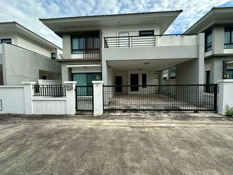 ปล่อยเช่าบ้านเดี่ยว โครงการ เดอะ คอมพลีท ถ.อัสสัมชัญ-หนองค้อ ศรีราชา 