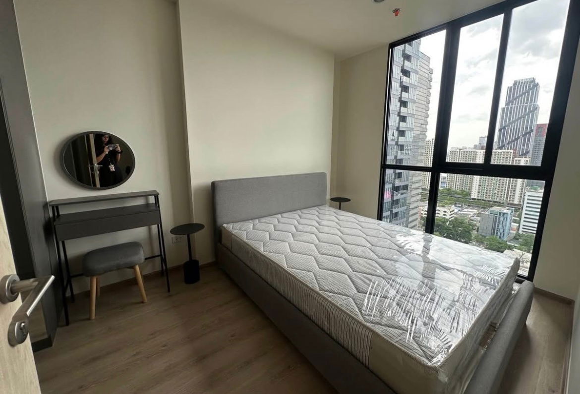 picture #S4202 For Rent Nue District R9 - 2/12