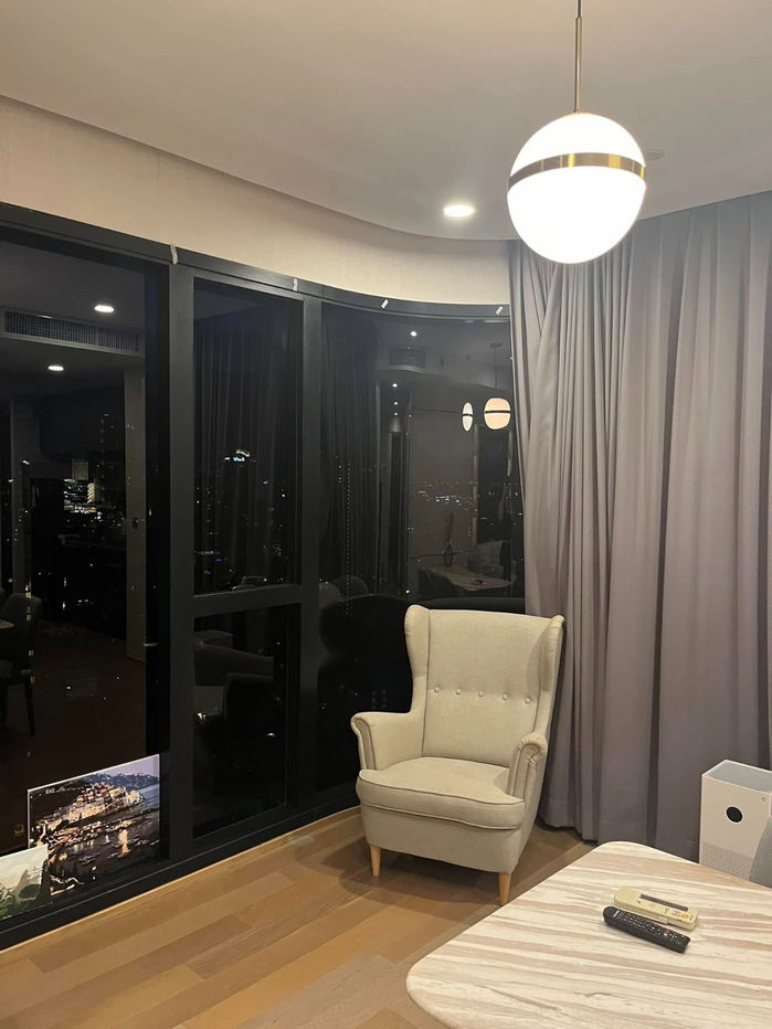 รูป Ashton Chula Silom【𝐑𝐄𝐍𝐓】🔥 เท่ หรู ดูโปรทุกมุม ห้องพร้อมฟังก์ชันแบบชีวิตเมืองระดับมืออาชีพ 🔥  ติดต่อไลน์ไอดี: @hacondo - รูปที่ 5/10
