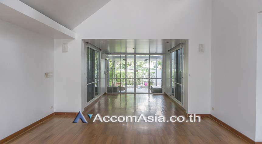 รูป 🔼🔽 AccomA 📩 Private Swimming Pool 5 BR House in Phra Khanong Nuea (2318352) - รูปที่ 4/14