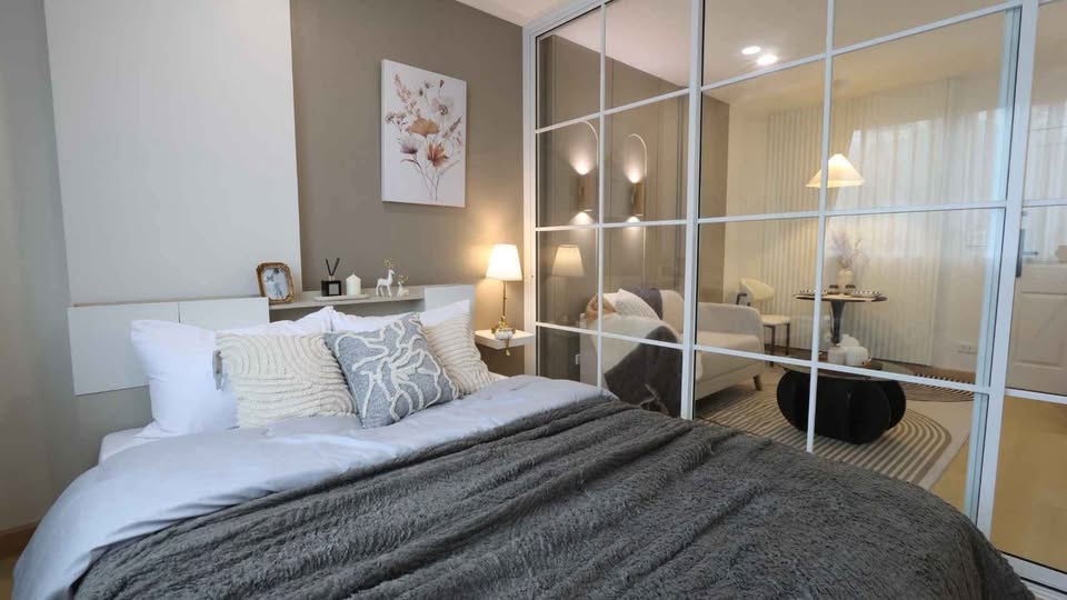 picture  Urgent Sale! Beautifully decorated minimal style condo near Bangkhunthod MRT 🌿 - 4/11