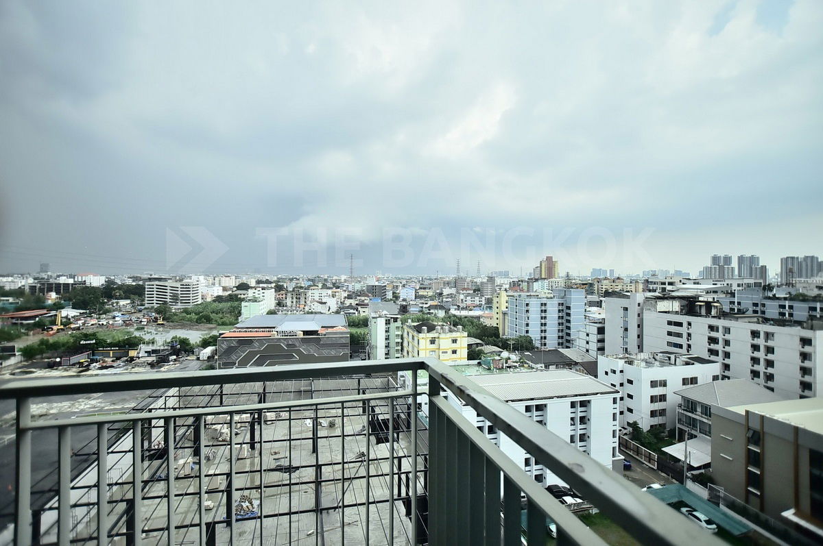 picture Life Ratchadapisek ⚡ Beautifully Renovated Unit, Close to MRT Huai Khwang - 13/13
