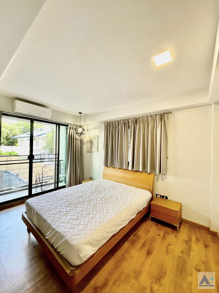 รูป 🔼🔽 AccomA 📩 Sunlit family home with private garden and pool in Sukhumvit (AA24620) - รูปที่ 7/15