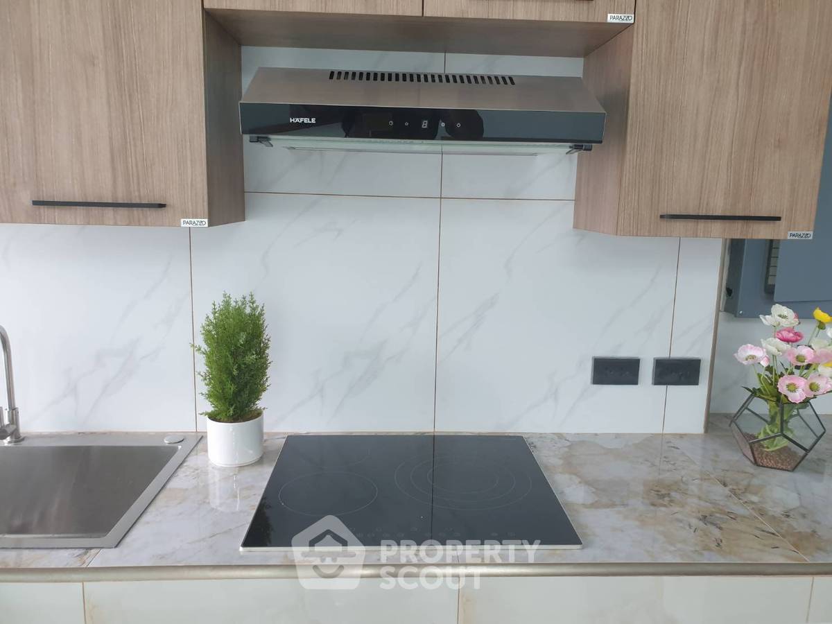 picture 2-BR Condo at D.S. Tower 2 Sukhumvit 39 Condominium near MRT Sukhumvit (ID 882560) - 10/17