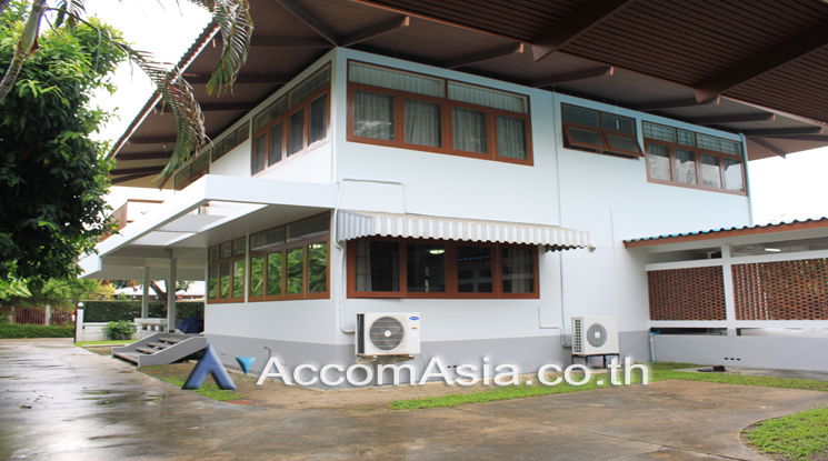 รูป 🔼🔽 AccomA 📩 Private garden house with teak floors near Phra Khanong BTS (2319603) - รูปที่ 2/20