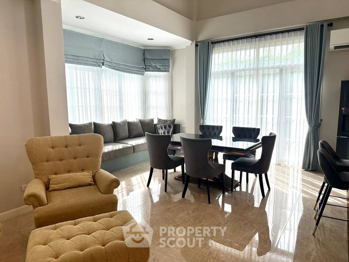 picture 4-BR House in Bang Na Nuea (ID 1817421) - 10/25