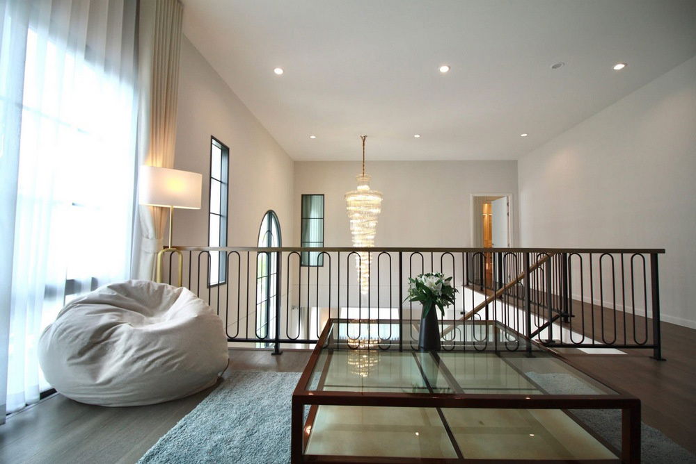 picture Call : 096-993-9879 Setthasiri Bangna Km.10 Project, a luxurious detached house, corner unit, 102 sq.wa, 5 Beds, 6 Baths - 4/14