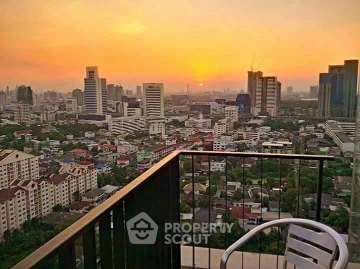 รูป คอนโด 1-ห้องนอน ที่ ดิ อิสสระ ลาดพร้าว ใกล้ MRT ลาดพร้าว (ID 412784) - รูปที่ 2/16