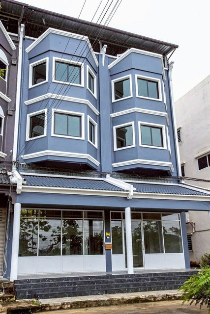 picture Never Used! MRT SuanLuang Rama IX 2.4km. Brand new 4-story luxury commercial Office building for ren - 1/8