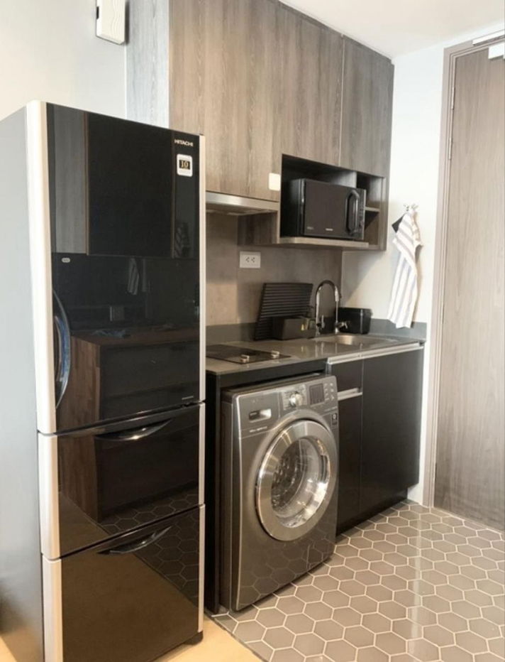 รูป Ashton Chula Silom【𝐑𝐄𝐍𝐓】🔥ห้องสไตล์มูจิบวกความลักชู เฟอร์นิเจอร์จัดเต็ม ส่วนกลางครบครัน ใกล้สามย่านมิตรทาวน์ 🔥  ติดต่อไลน์ไอดี: @hacondo - รูปที่ 9/10
