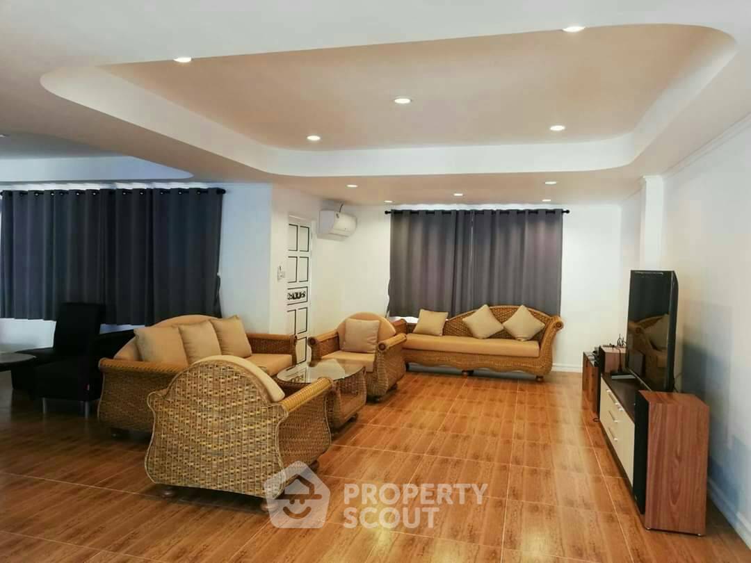 รูป วิลล่า 10-ห้องนอน ใกล้ หาดเขาตะเกียบ (ID 1456076) - รูปที่ 9/19