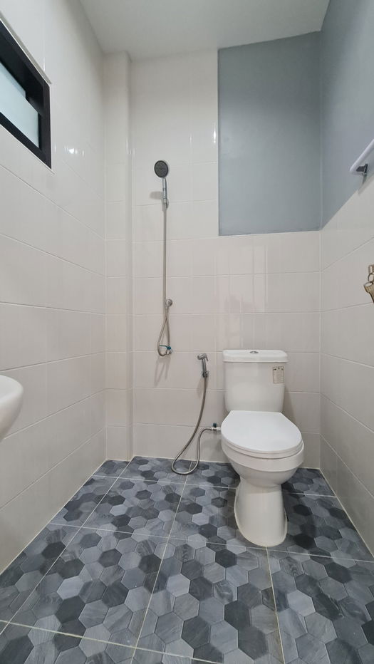 รูป S340 🏡 ขายทาวน์เฮาส์ 2 ชั้น หมู่บ้านอินทราวิว ถนนพระยาสุเรนทร์ 19 ขายเพียง 1,790,000 บาท พิเศษฟรีโอน - รูปที่ 7/20