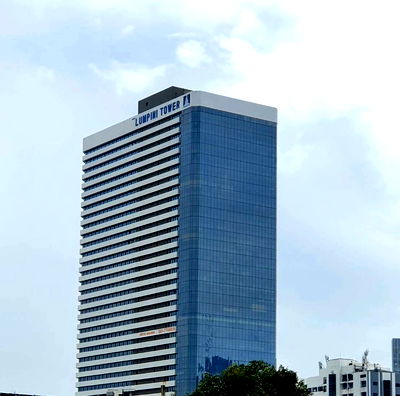 Office for sale : 🏢 Rare office space for sale at  Lumpini Tower, in the heart of Rama 4. 💰 Selling price only 89,000 baht/sq m.