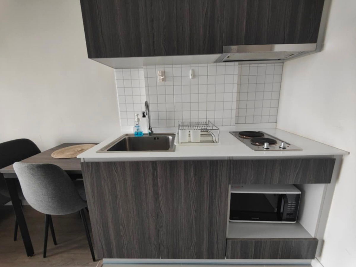 picture ✅ D Condo Rin, pool view, 33 sq m, 12,000 baht, available 12/8/2025☎️064-792-4426 (Ben - 9/13