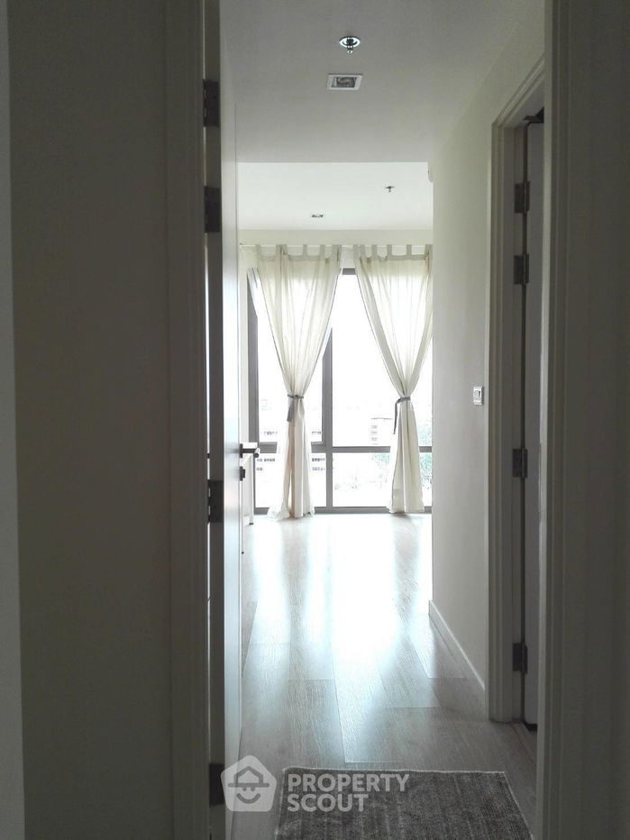 picture 2-BR Condo at Star View close to Phra Ram 3 (ID 1535898) - 4/12